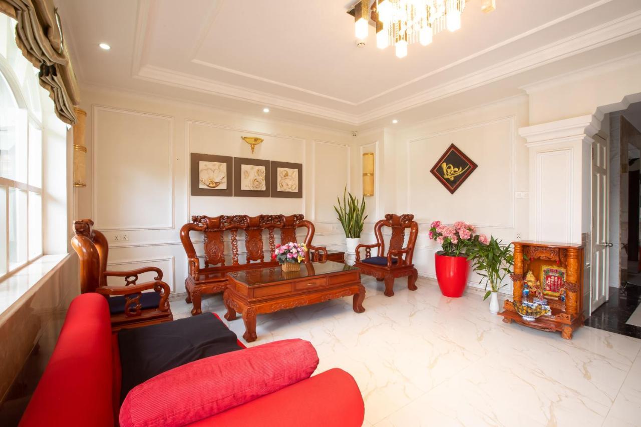 California Hotel Ho Chi Minh City Exterior photo