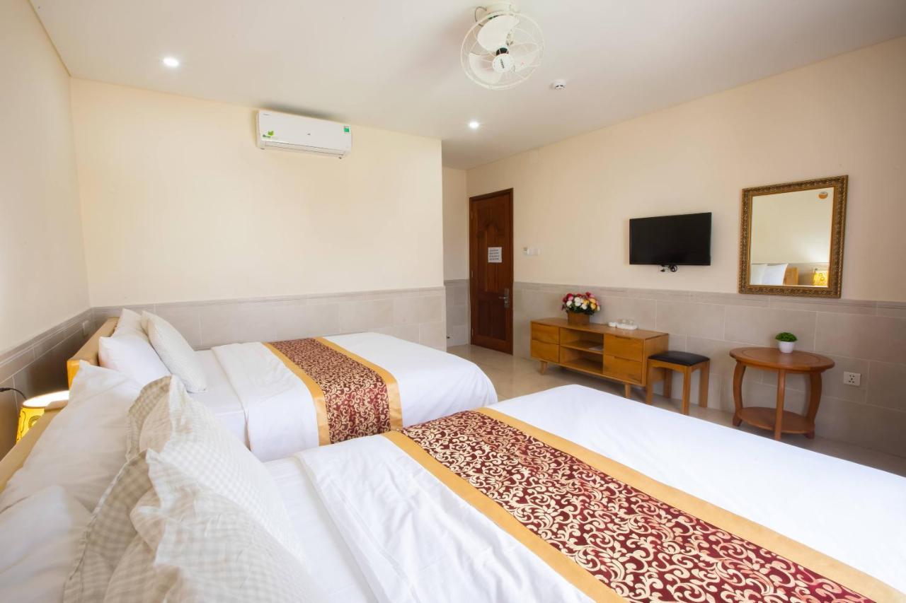 California Hotel Ho Chi Minh City Exterior photo